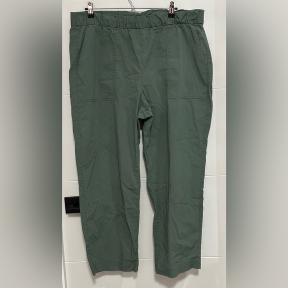 ⭐️Like New⭐️ GAP: Women’s Off-Duty Pants- Size XL - Picture 1 of 9